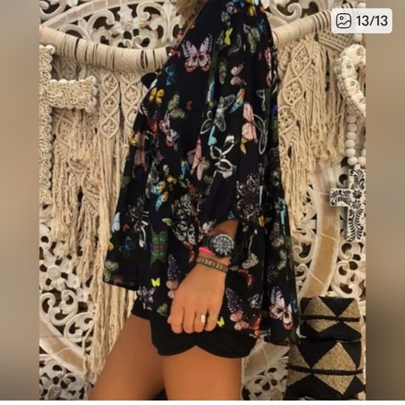 Boho Butterfly Tops Bundle | Long Sleeve Tunic Blouses | Relaxed Fit L–XL - Picture 9 of 16